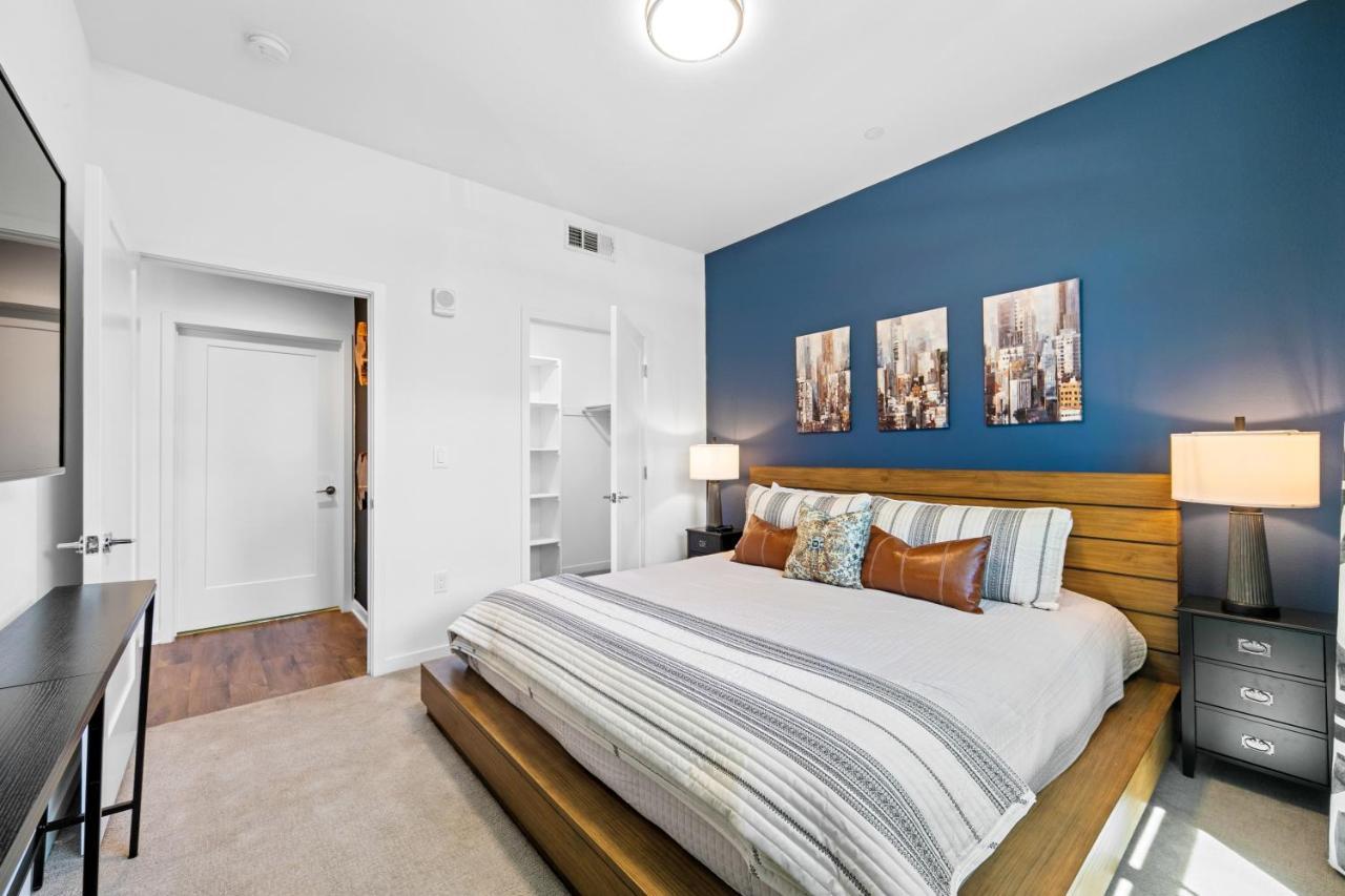 Beverly Grove Chic City Oasis 2 Bedroom Apt With Den 138 Los Angeles Exteriör bild