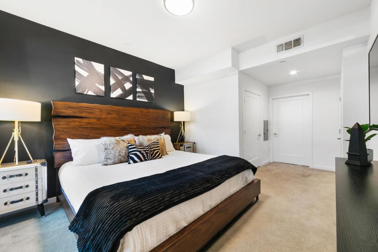 Beverly Grove Chic City Oasis 2 Bedroom Apt With Den 138 Los Angeles Exteriör bild