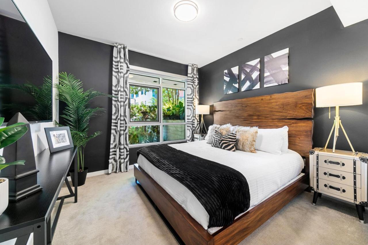 Beverly Grove Chic City Oasis 2 Bedroom Apt With Den 138 Los Angeles Exteriör bild