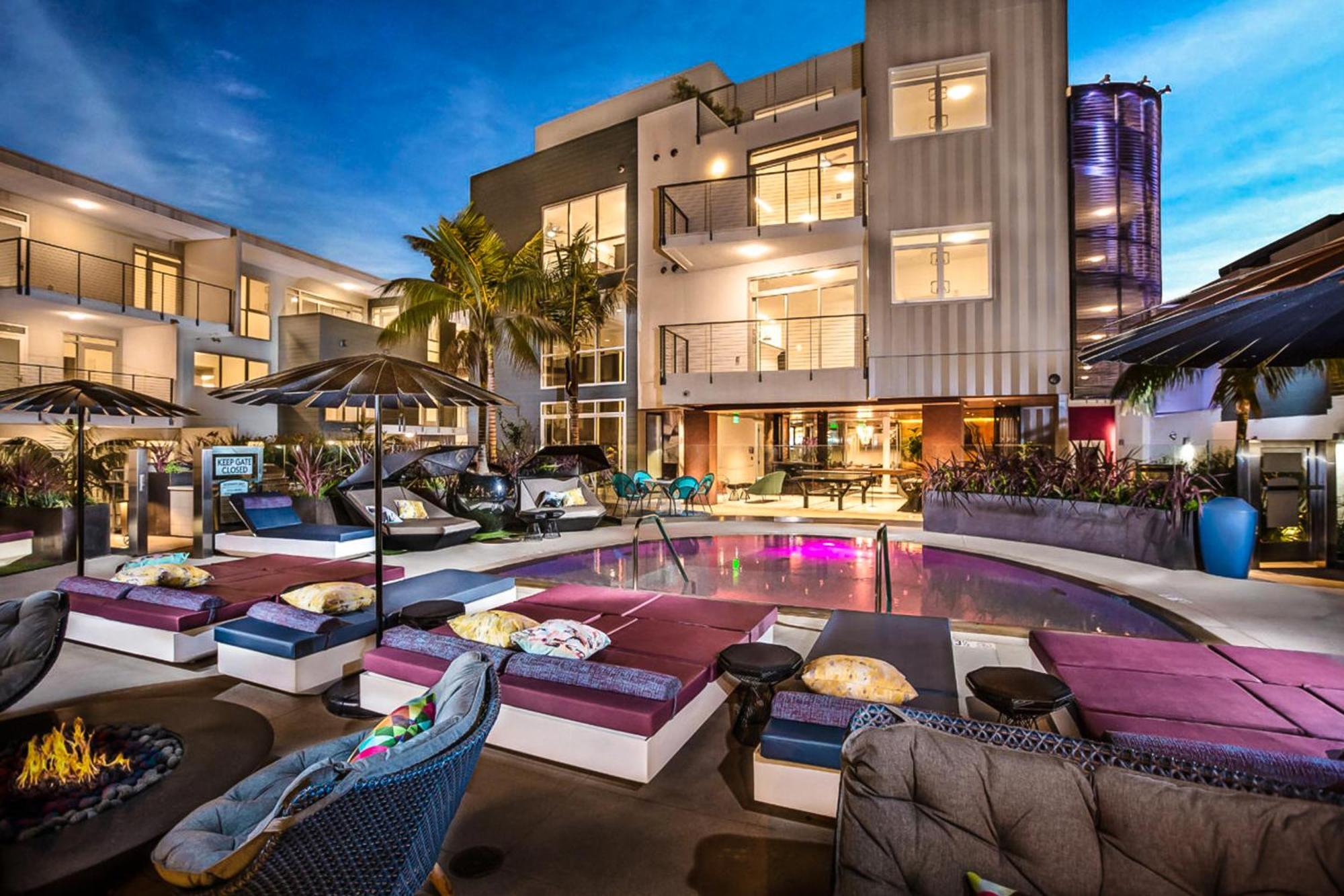 Beverly Grove Chic City Oasis 2 Bedroom Apt With Den 138 Los Angeles Exteriör bild